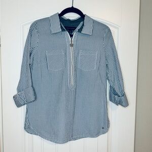 Tommy Hilfiger Blue and White Striped Seersucker Quarter Zip 3/4 sleeve Blouse